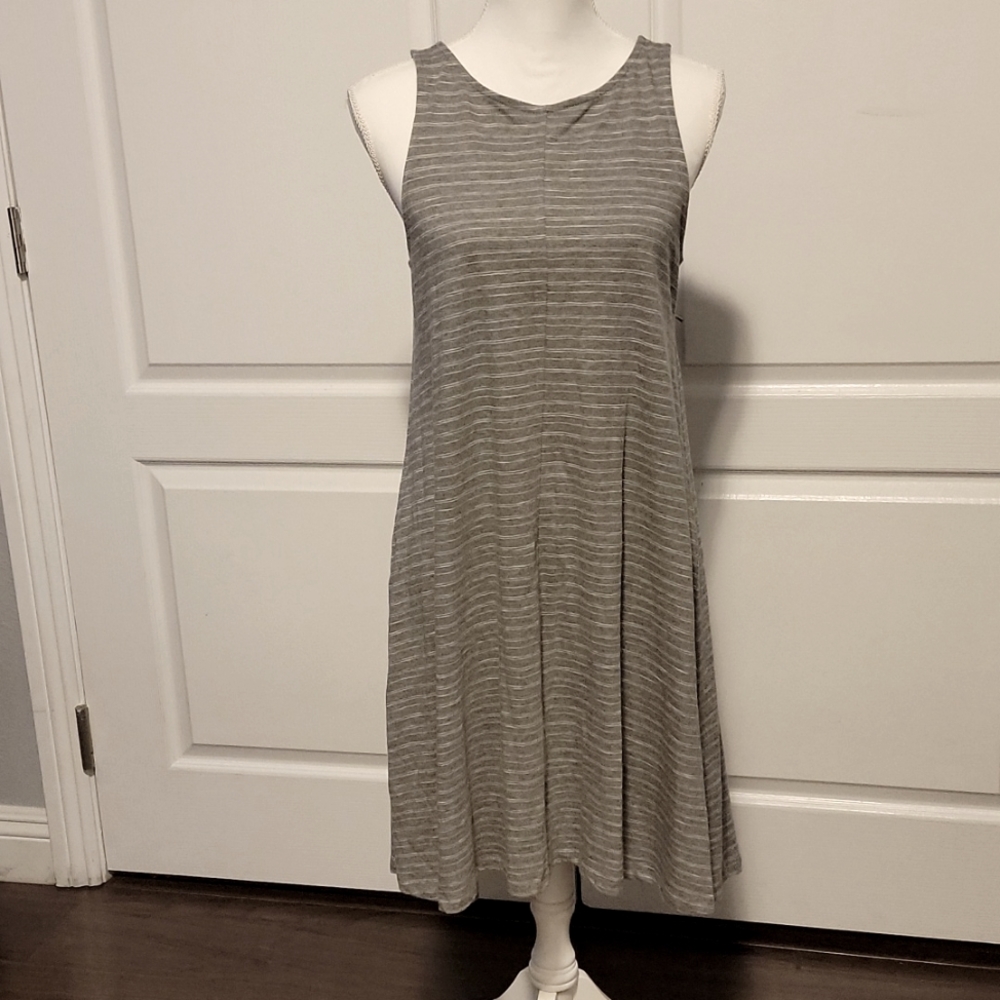 Caslon sleeveless aline dress, size small, grey with white stripes
